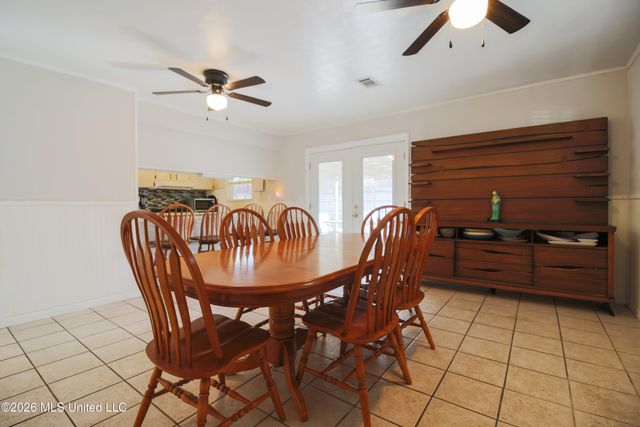 607 S Forest Avenue, Long Beach, MS 39560