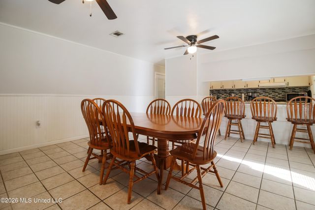 607 S Forest Avenue, Long Beach, MS 39560