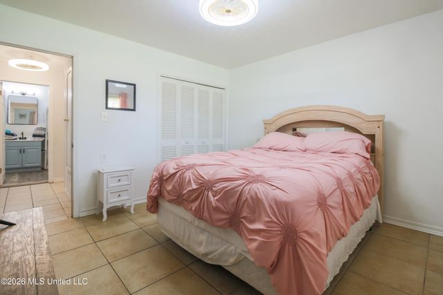 607 S Forest Avenue, Long Beach, MS 39560