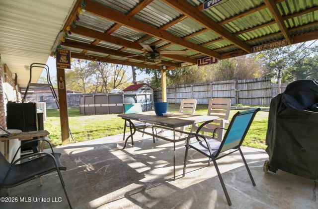 607 S Forest Avenue, Long Beach, MS 39560