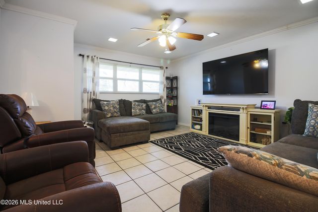 607 S Forest Avenue, Long Beach, MS 39560