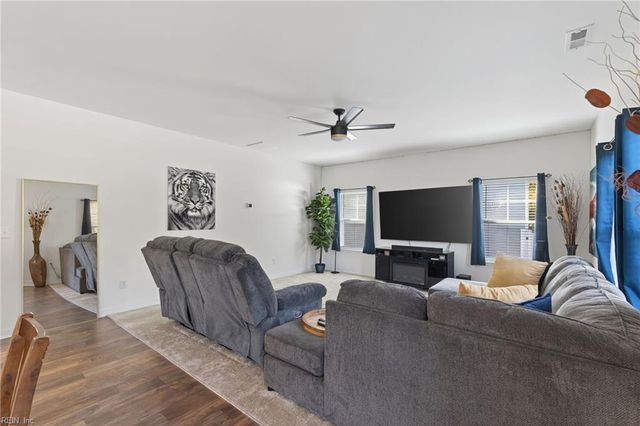 104 Stephens CT, Suffolk, VA 23434