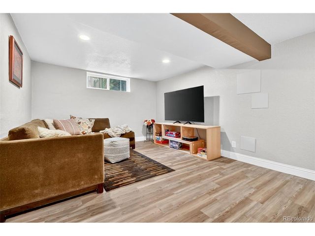 2065 Holly St, Denver, CO 80207
