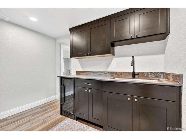 2065 Holly St, Denver, CO 80207
