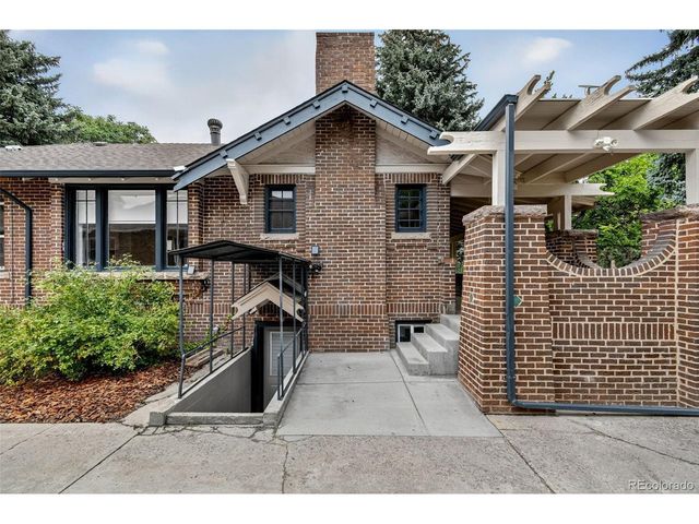 2065 Holly St, Denver, CO 80207