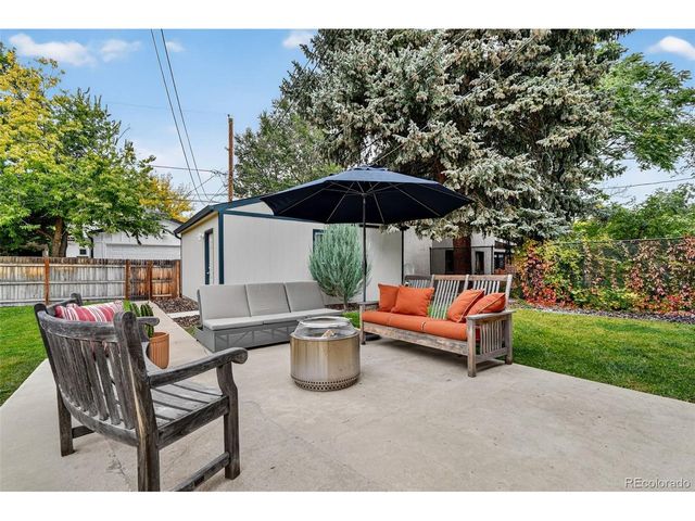 2065 Holly St, Denver, CO 80207
