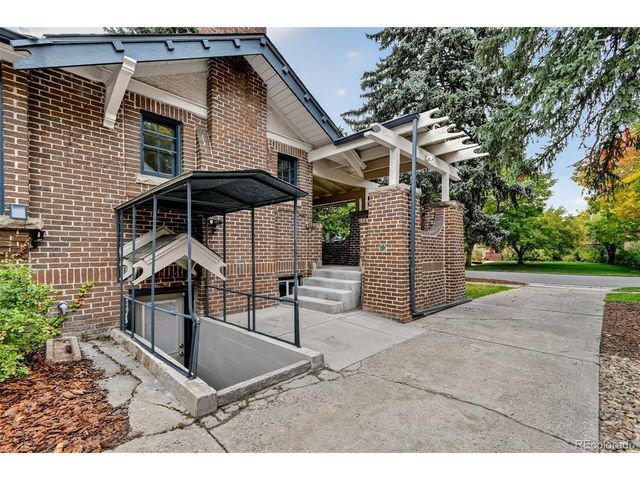 2065 Holly St, Denver, CO 80207