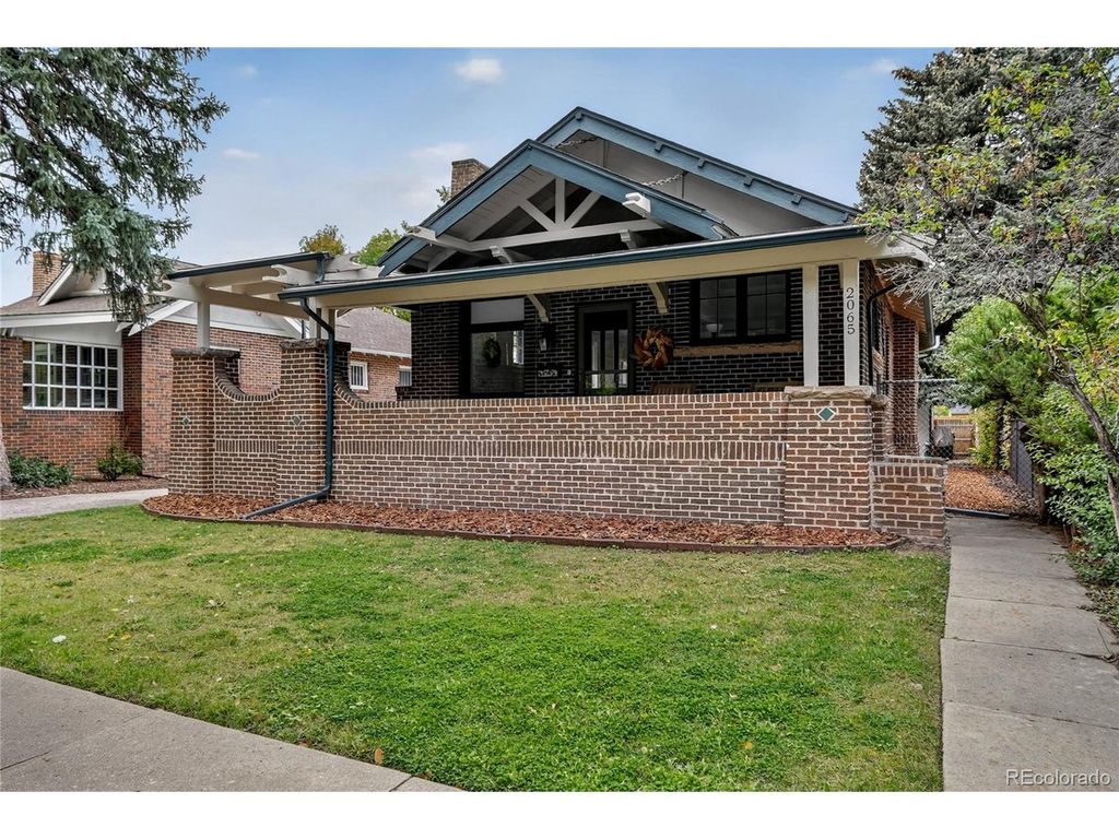 2065 Holly St, Denver, CO 80207