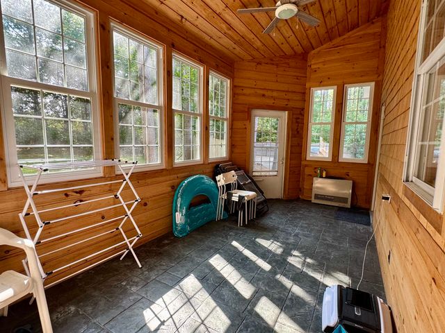 20 Cherry Lane, Newport City, VT 05855