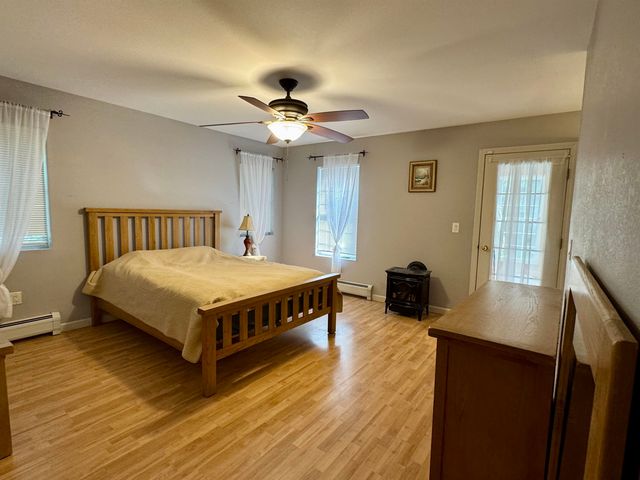 20 Cherry Lane, Newport City, VT 05855