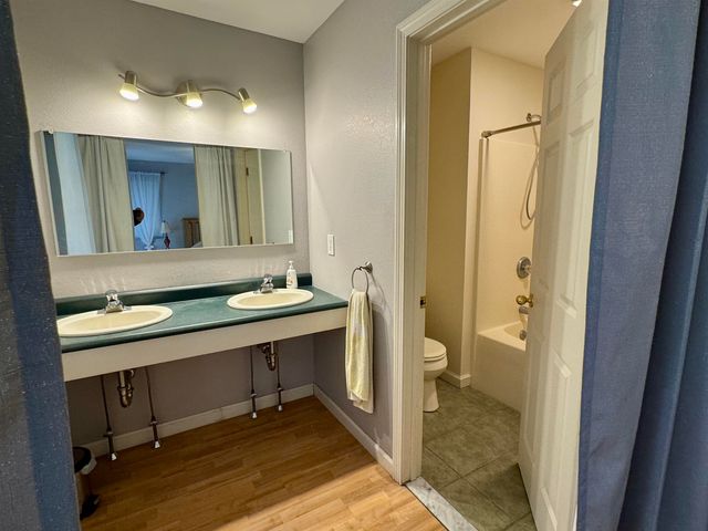 20 Cherry Lane, Newport City, VT 05855