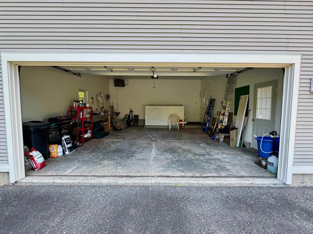 20 Cherry Lane, Newport City, VT 05855