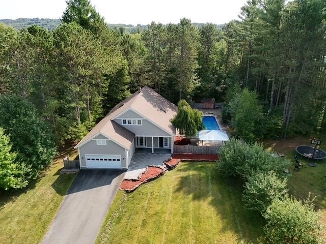 20 Cherry Lane, Newport City, VT 05855
