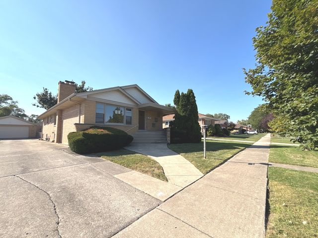 10036 Kedvale Avenue, Oak Lawn, IL 60453