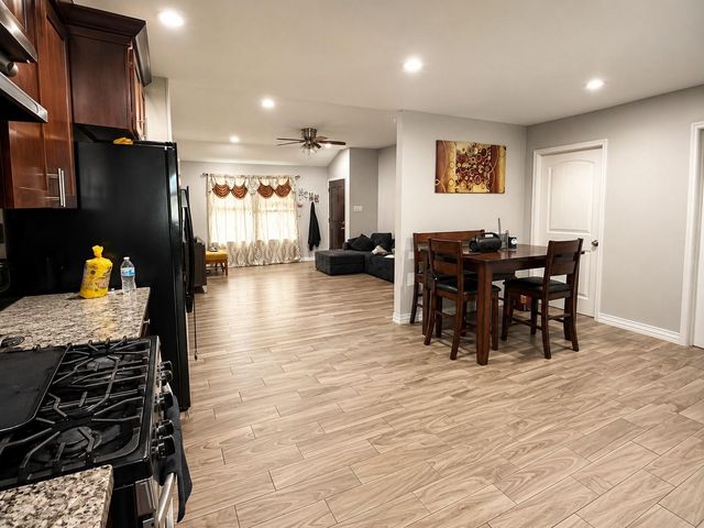 711 Woodbine Street, Houston, TX 77017