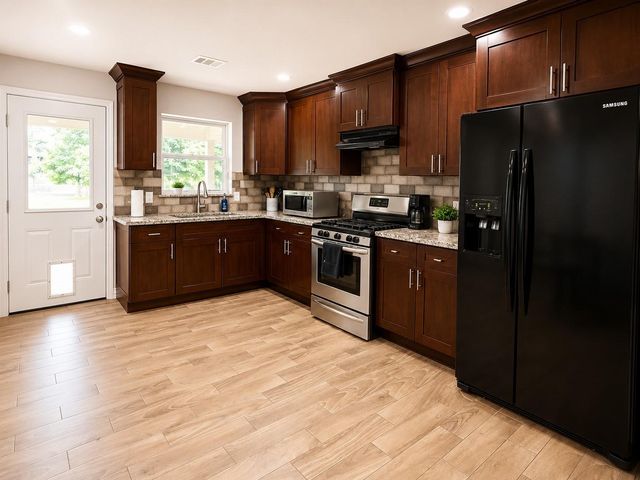 711 Woodbine Street, Houston, TX 77017