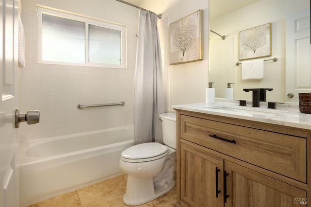 883 Magnolia Ave, Larkspur, CA 94939