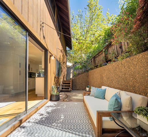 883 Magnolia Ave, Larkspur, CA 94939