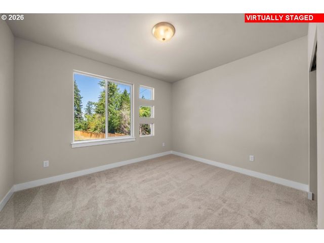 16116 SERRES FARMS Way, Oregon City, OR 97045