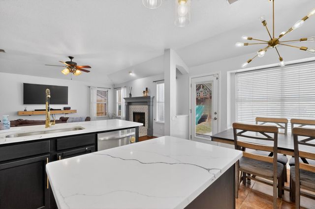 3005 Mason Avenue, Corinth, TX 76210