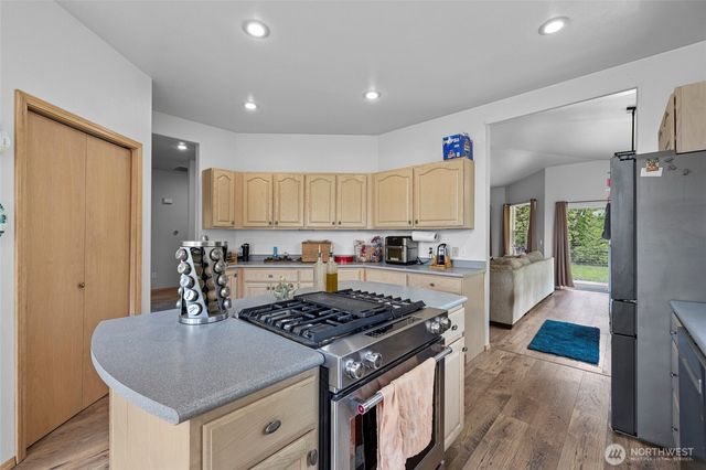 20303 Gardner Court, Burlington, WA 98233