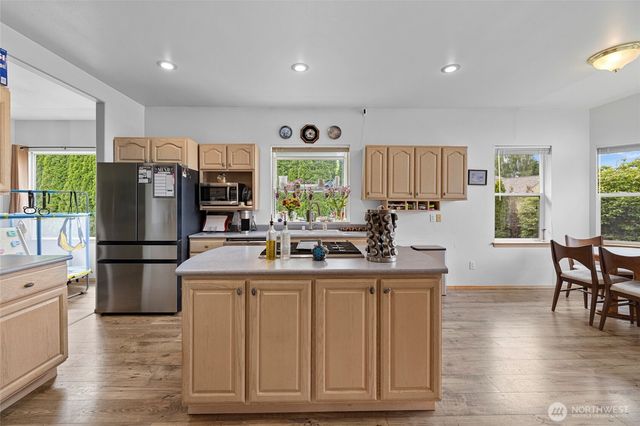 20303 Gardner Court, Burlington, WA 98233