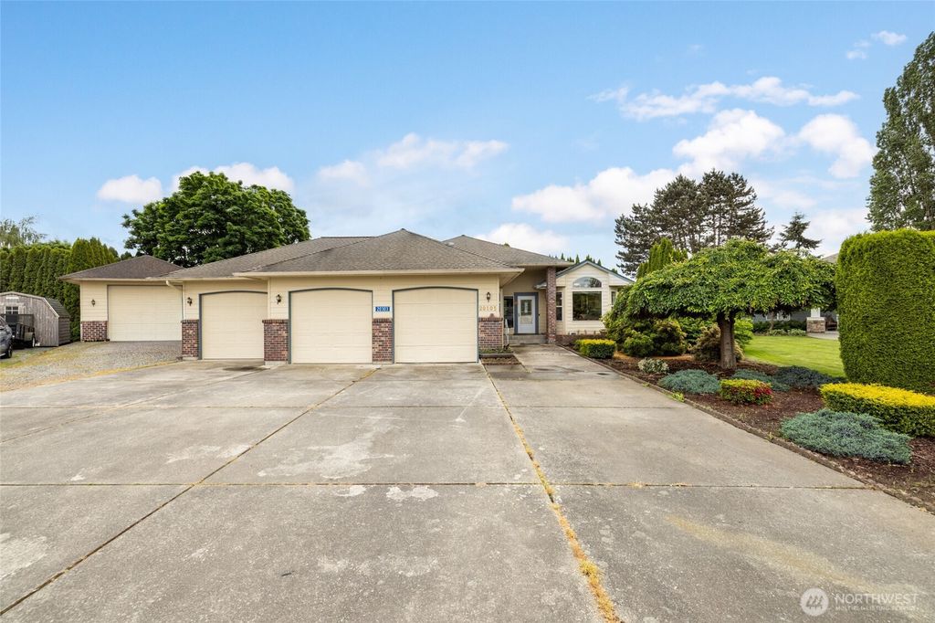 20303 Gardner Court, Burlington, WA 98233