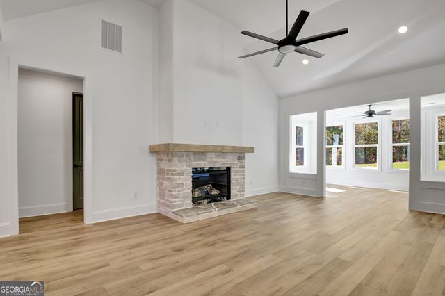 490 Werner Way, Senoia, GA 30276