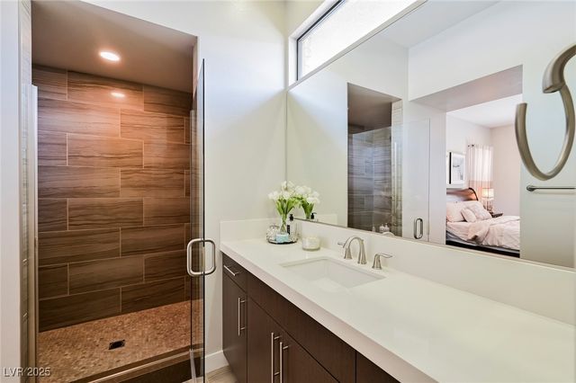 19 GARDEN RAIN Drive, Las Vegas, NV 89135