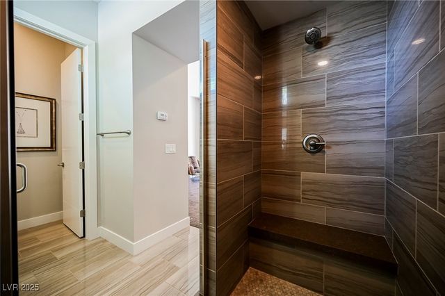 19 GARDEN RAIN Drive, Las Vegas, NV 89135