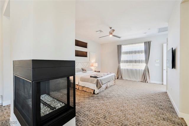 19 GARDEN RAIN Drive, Las Vegas, NV 89135