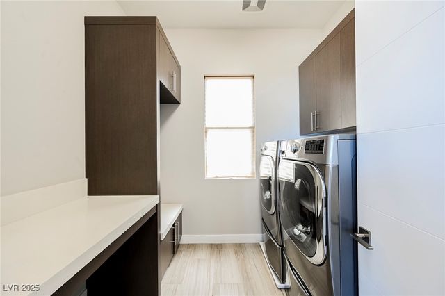 19 GARDEN RAIN Drive, Las Vegas, NV 89135