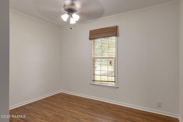 117 Glenfield Drive, Youngsville, LA 70592