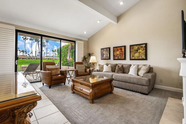 76761 Chrysanthemum Way, Palm Desert, CA 92211