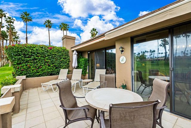 76761 Chrysanthemum Way, Palm Desert, CA 92211