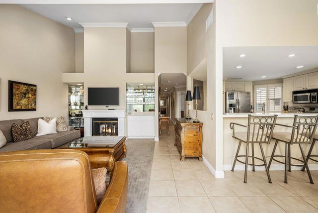 76761 Chrysanthemum Way, Palm Desert, CA 92211