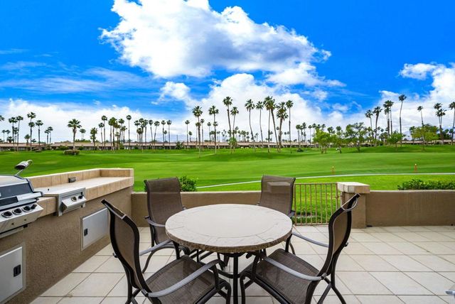 76761 Chrysanthemum Way, Palm Desert, CA 92211