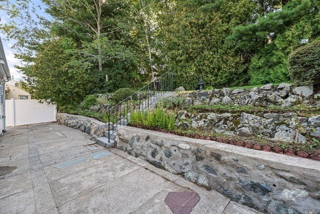 22 Glen Rock Ave, Malden, MA 02148
