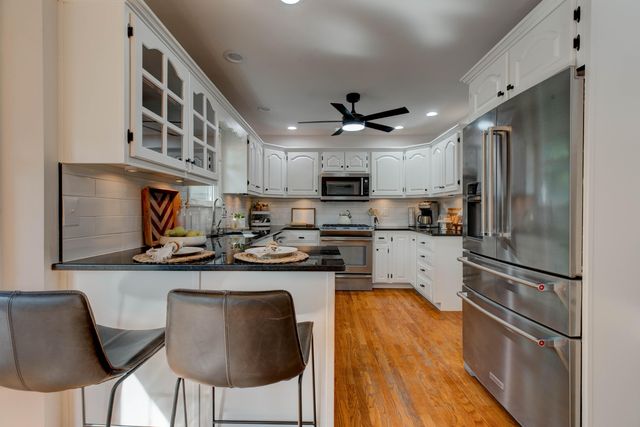 105 Monet Boulevard, Winchester, KY 40391