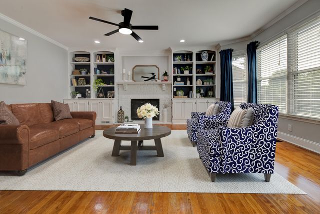 105 Monet Boulevard, Winchester, KY 40391
