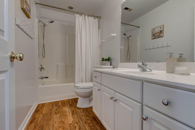 105 Monet Boulevard, Winchester, KY 40391
