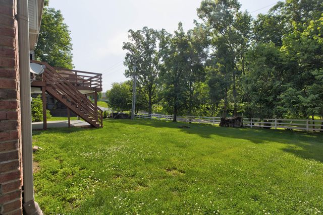 105 Monet Boulevard, Winchester, KY 40391