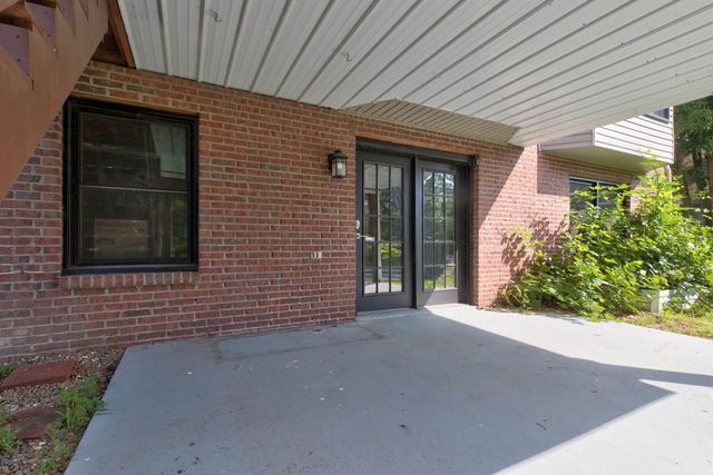 105 Monet Boulevard, Winchester, KY 40391