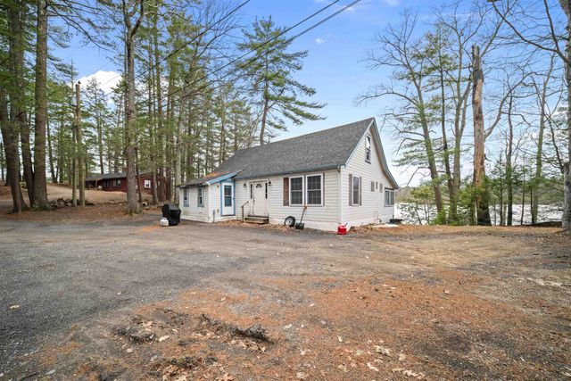 7&8 Spruce Lane, Sandown, NH 03873
