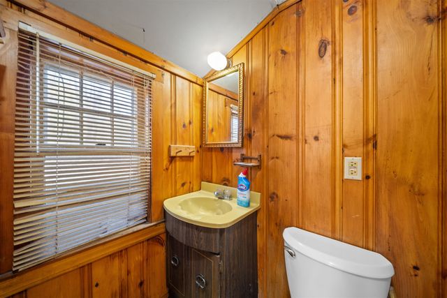 7&8 Spruce Lane, Sandown, NH 03873