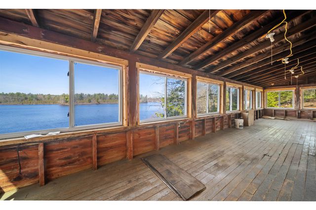 7&8 Spruce Lane, Sandown, NH 03873