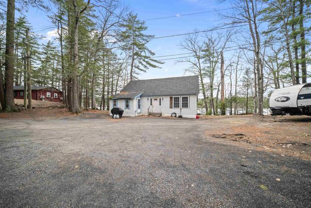 7&8 Spruce Lane, Sandown, NH 03873