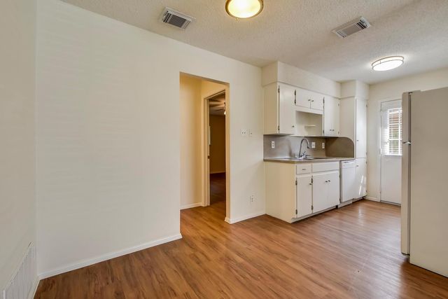 6204 Linda LN B, Austin, TX 78723