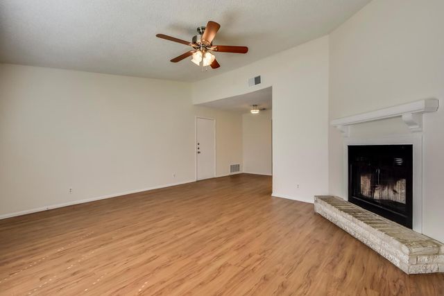 6204 Linda LN B, Austin, TX 78723