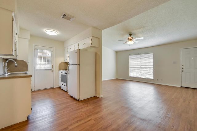 6204 Linda LN B, Austin, TX 78723